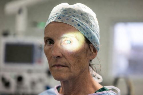 Все о катаракте: причины, симптомы, лечение